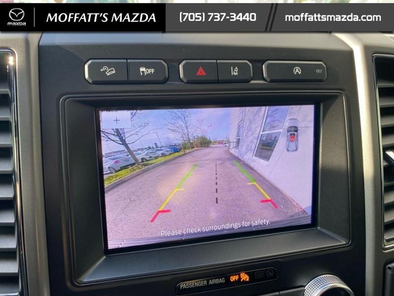 2020 Ford Expedition XLT Photo