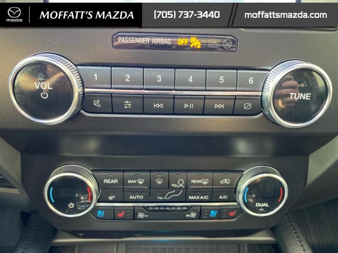 2020 Ford Expedition XLT Photo