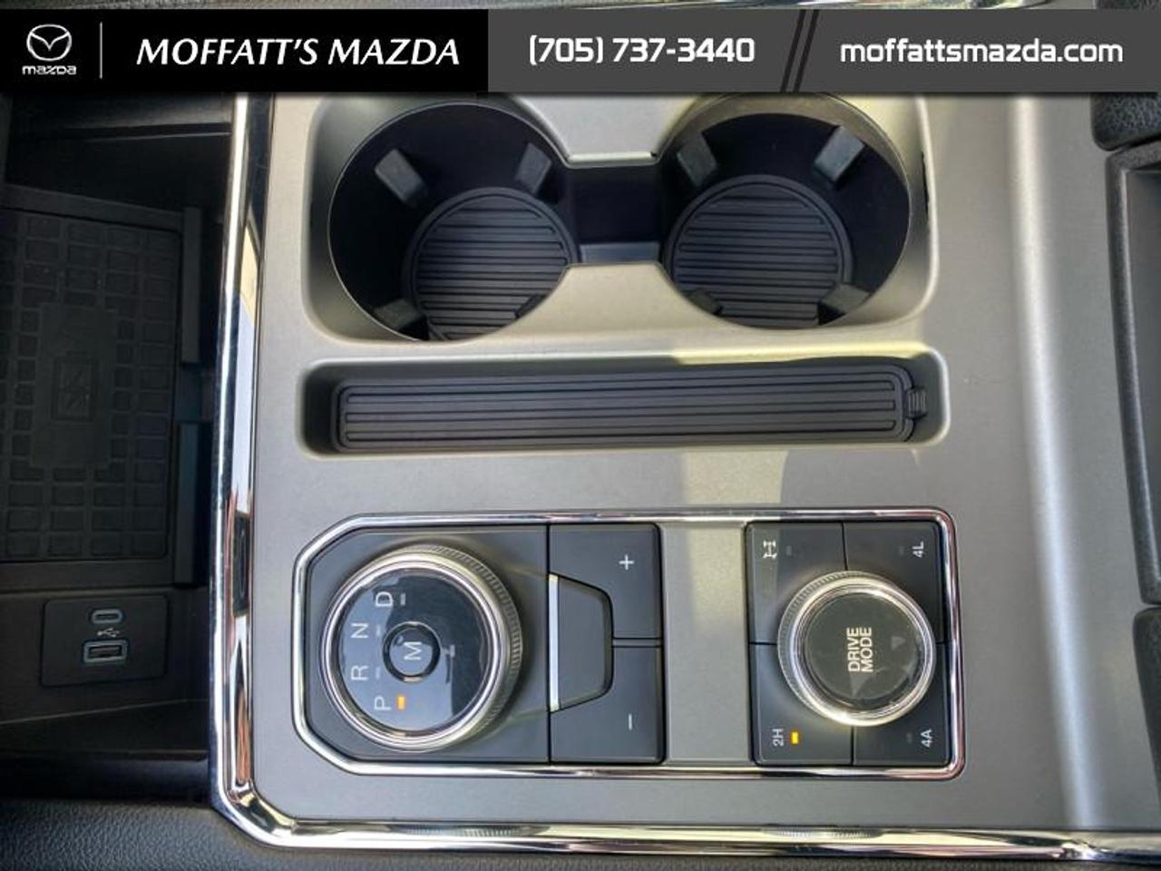 2020 Ford Expedition XLT Photo