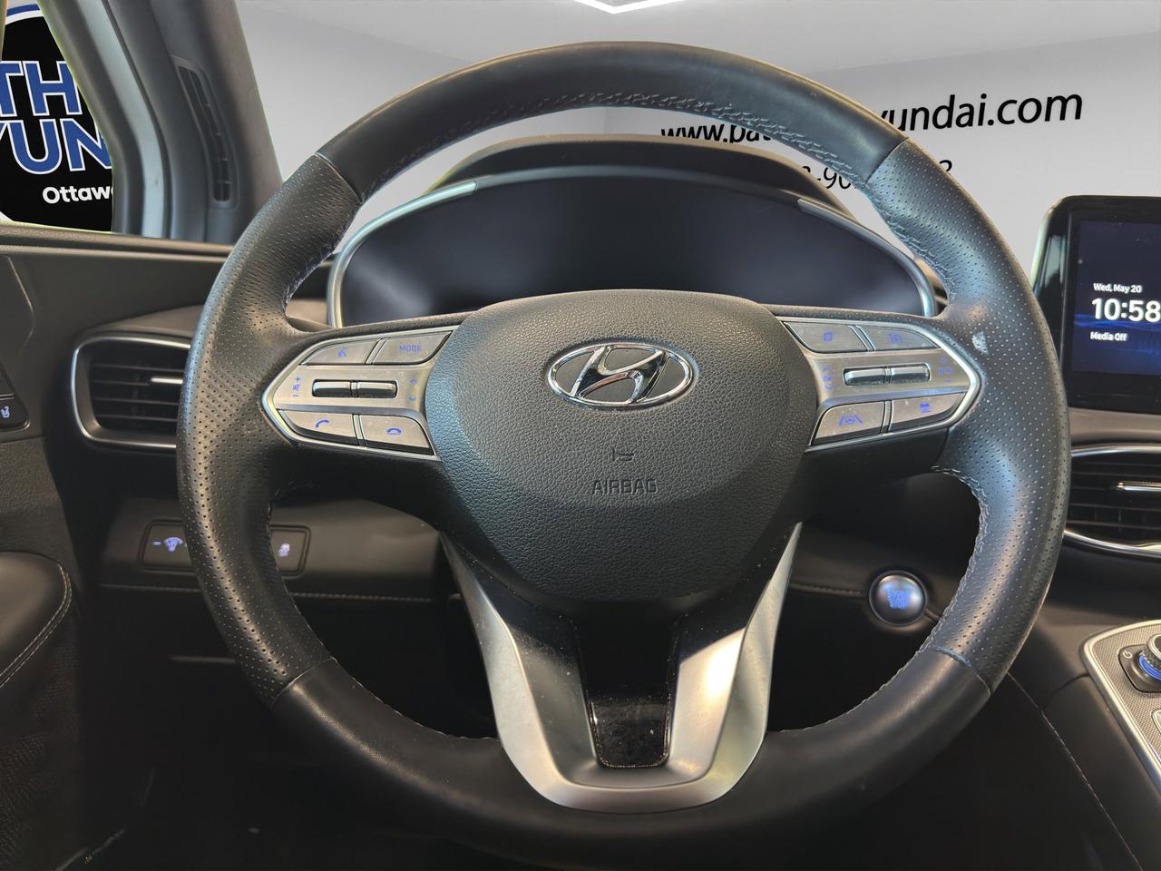 2023 Hyundai Santa Fe Ultimate Calligraphy | Reverse Cam | Heated Seats Photo