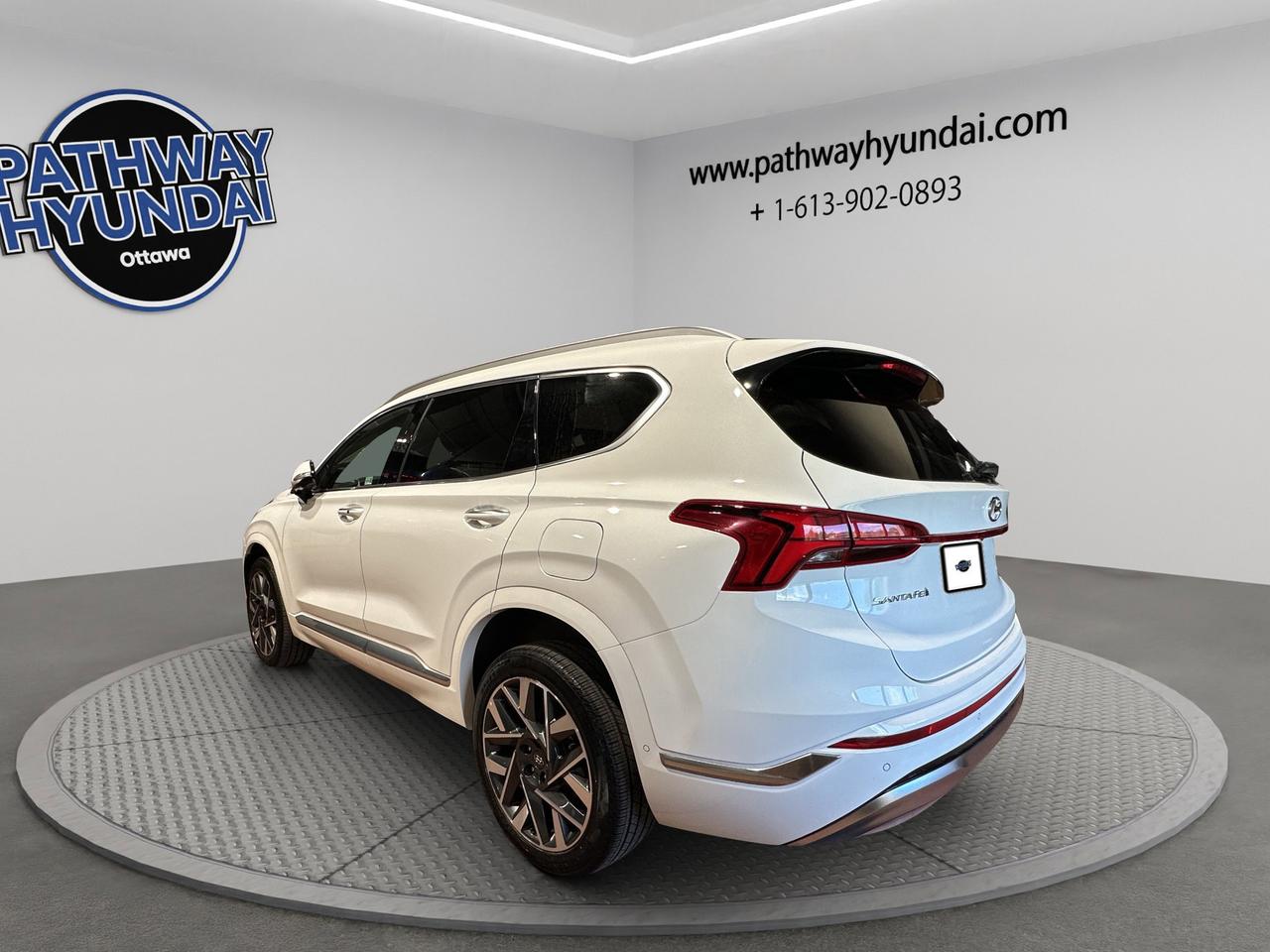 2023 Hyundai Santa Fe Ultimate Calligraphy | Reverse Cam | Heated Seats Photo
