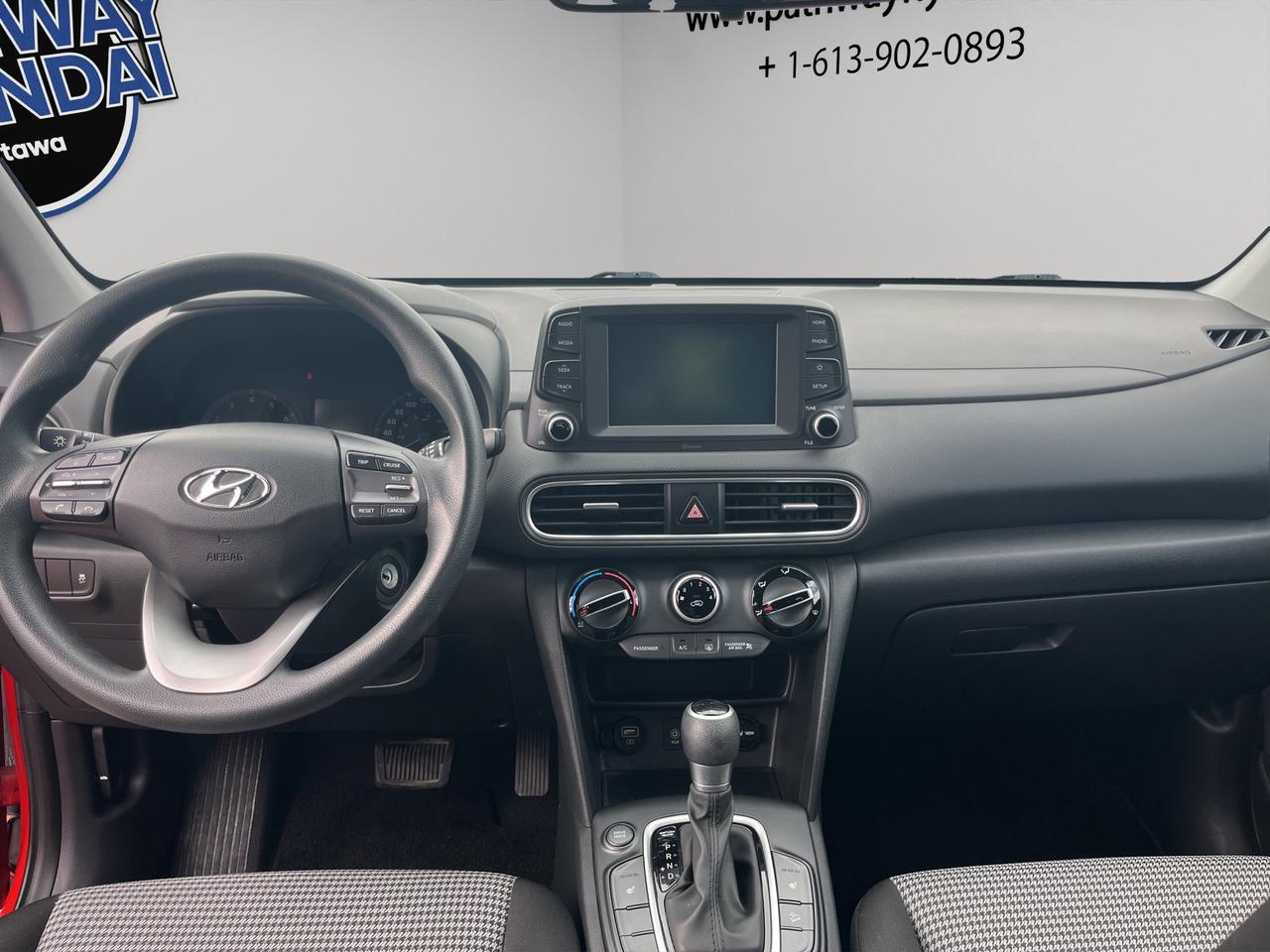 2020 Hyundai KONA Essential | Reverse Cam | Heated Seats Photo