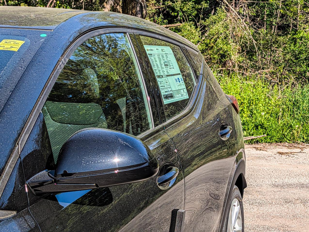 2027 Chevrolet Bolt LT Photo