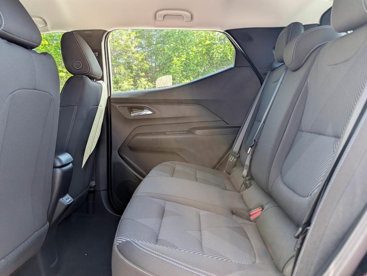 2027 Chevrolet Bolt LT Photo