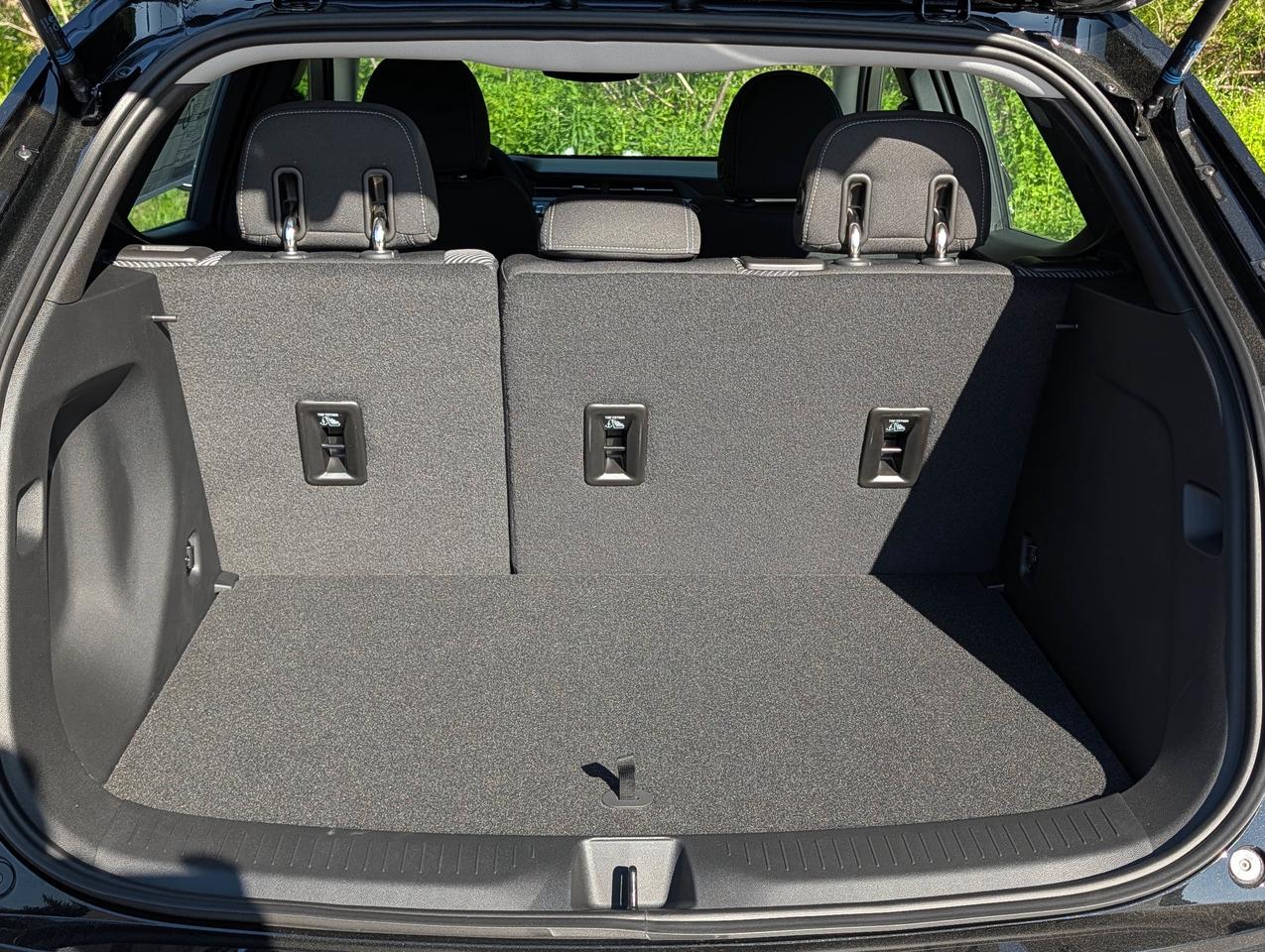 2027 Chevrolet Bolt LT Photo