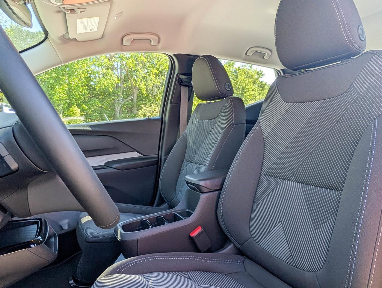 2027 Chevrolet Bolt LT Photo