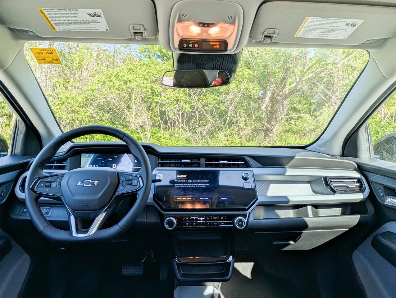 2027 Chevrolet Bolt LT Photo