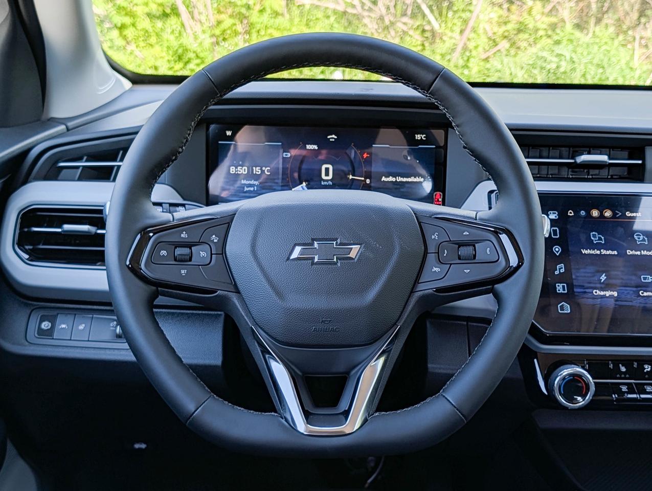 2027 Chevrolet Bolt LT Photo