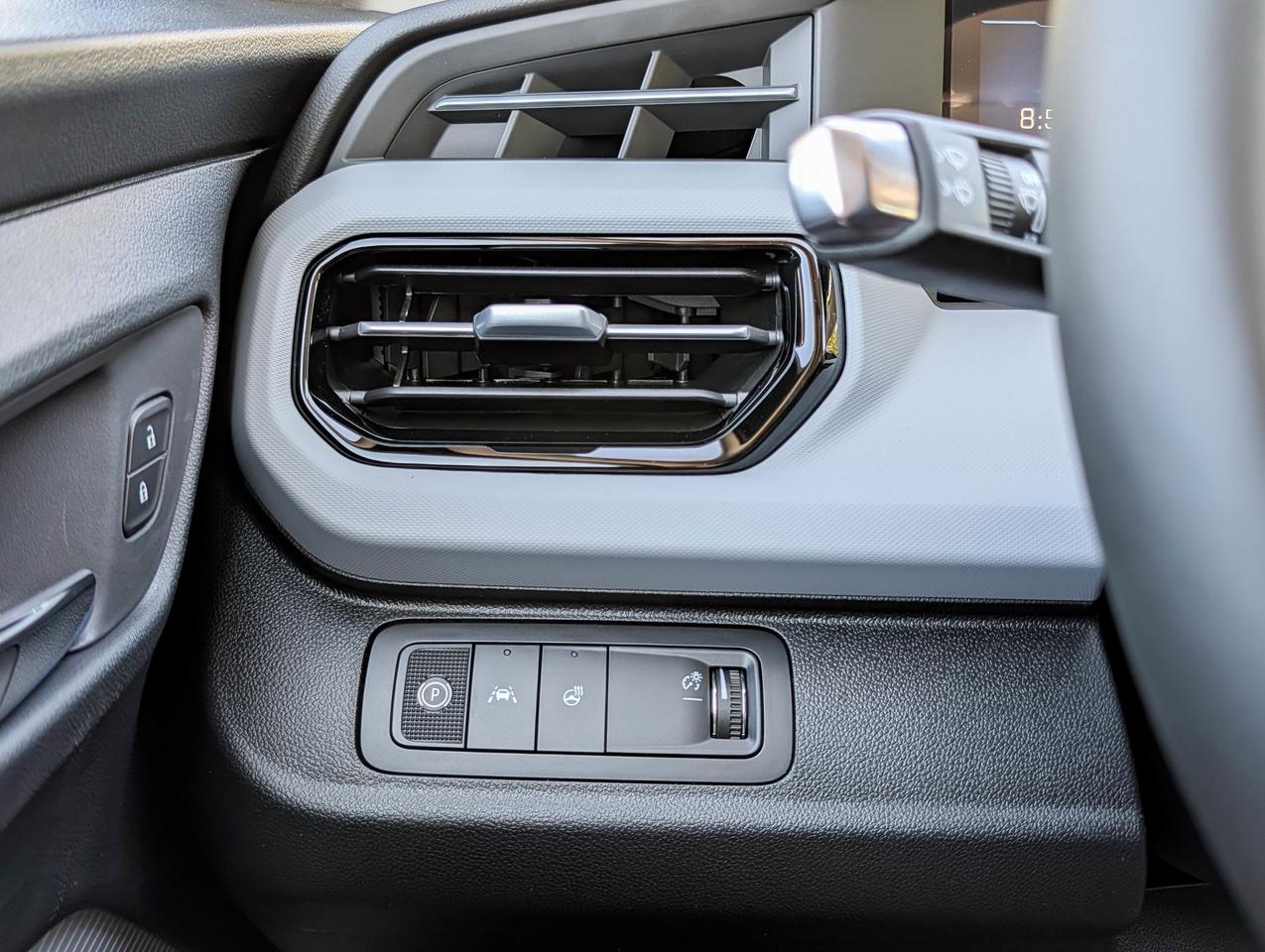 2027 Chevrolet Bolt LT Photo