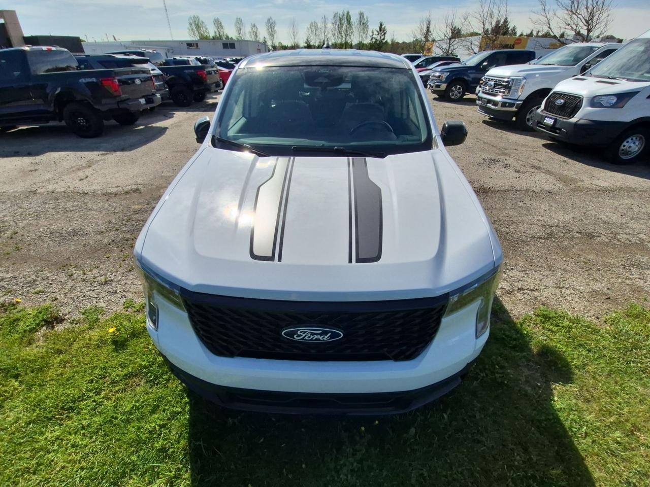 2026 Ford Maverick XLT, BLACK APPEARANCE PKG, HEATED STEERING WHEEL Photo