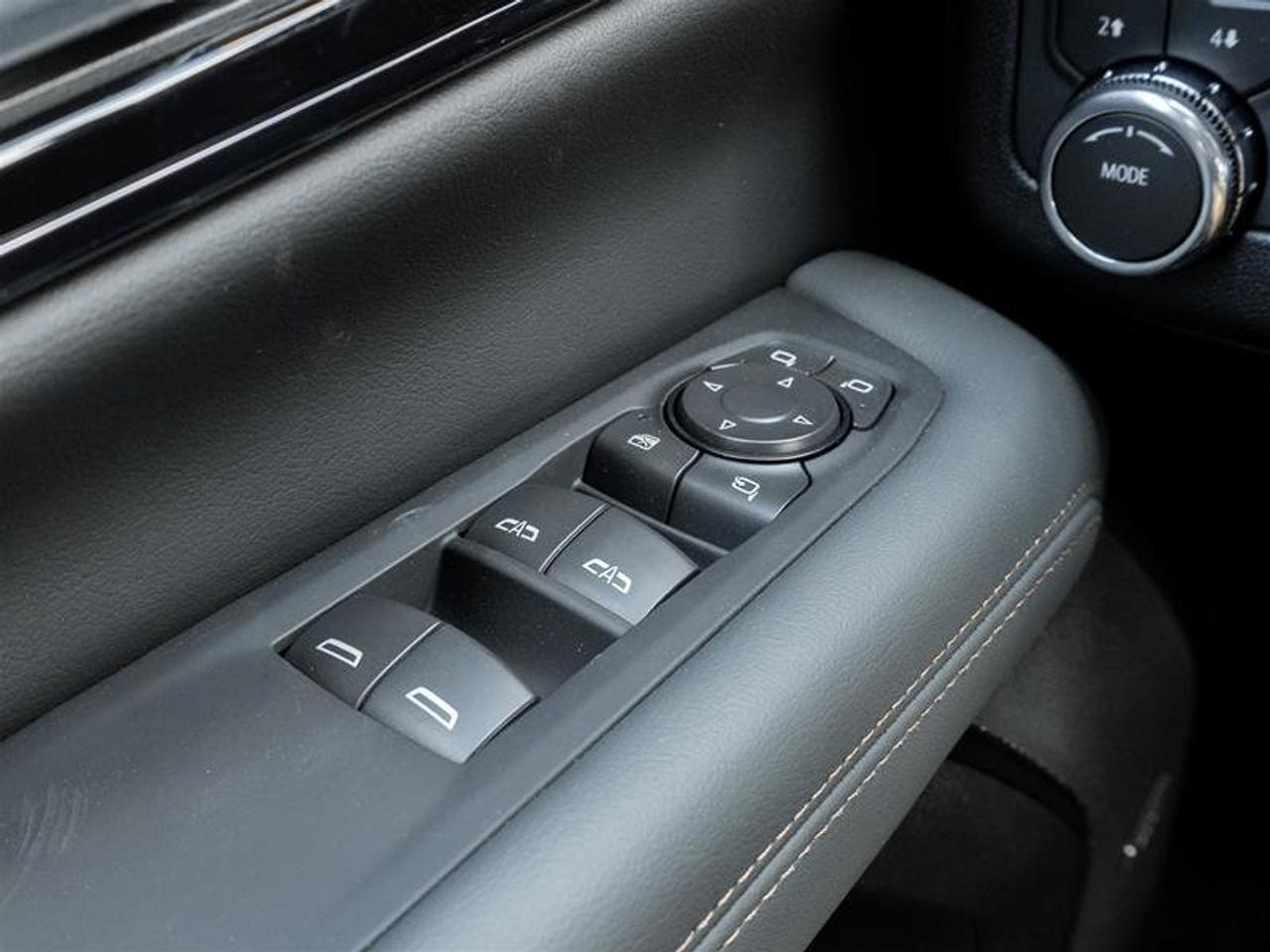 2026 GMC Yukon XL AT4 Photo