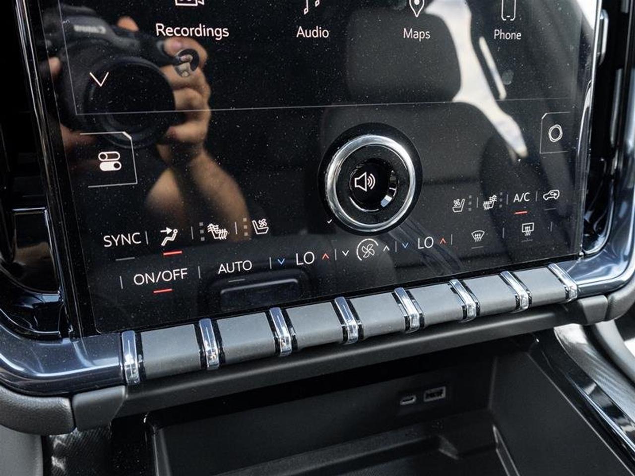 2026 GMC Yukon XL AT4 Photo