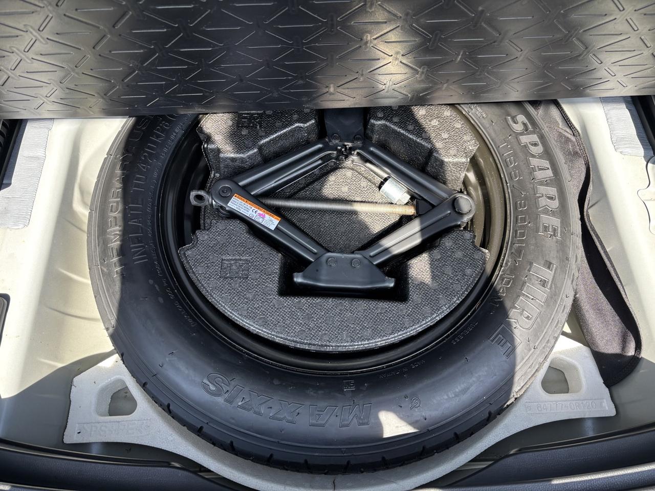 2023 Toyota RAV4 Hybrid XLE Premium ~CLEAN CARFAX!~ Photo