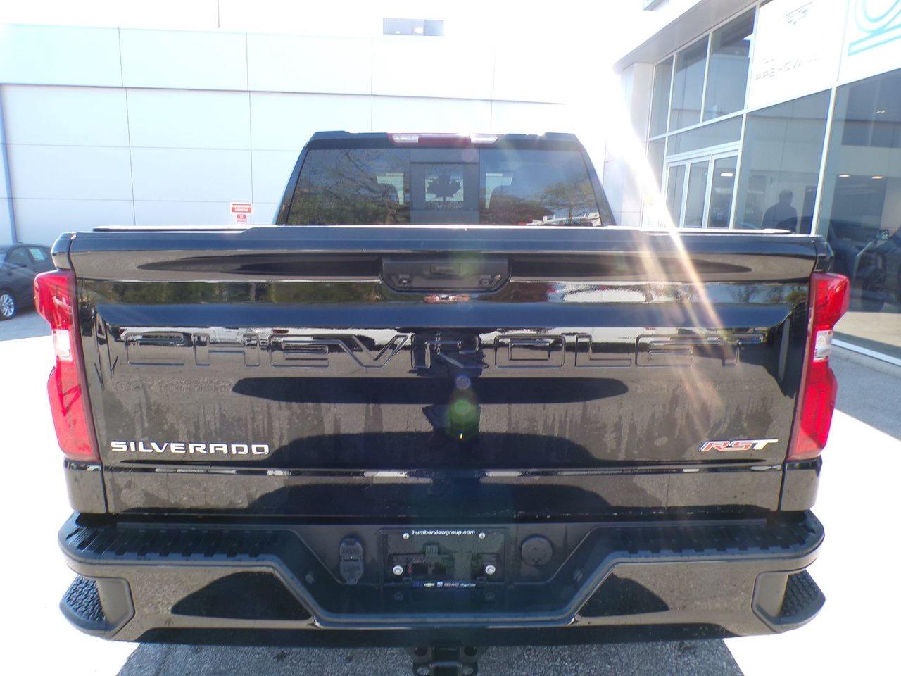 2023 Chevrolet Silverado 1500 Crew Cab 4x4 Rst / Short Box Photo