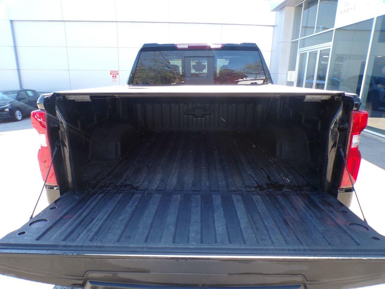 2023 Chevrolet Silverado 1500 Crew Cab 4x4 Rst / Short Box Photo