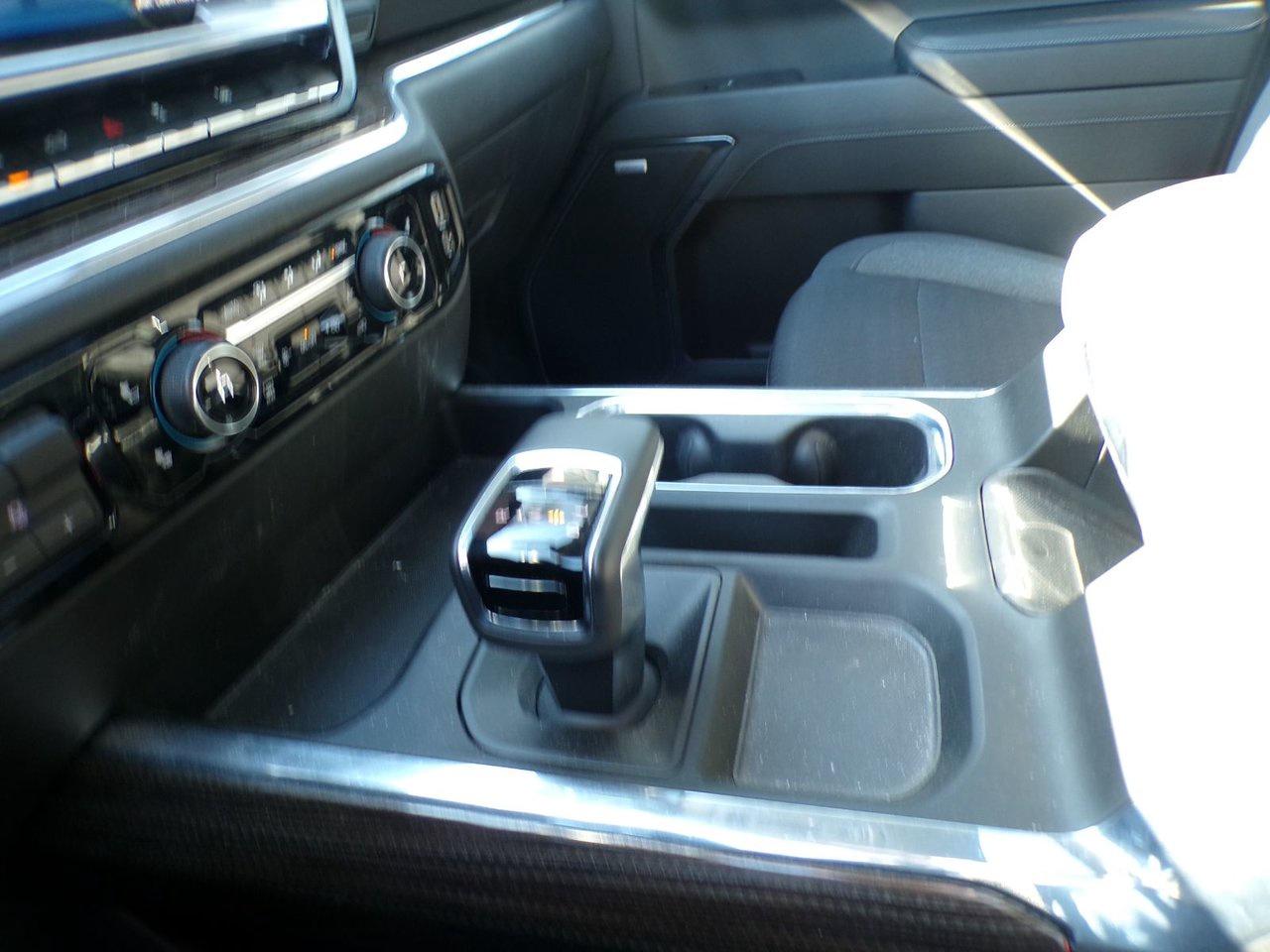 2023 Chevrolet Silverado 1500 Crew Cab 4x4 Rst / Short Box Photo
