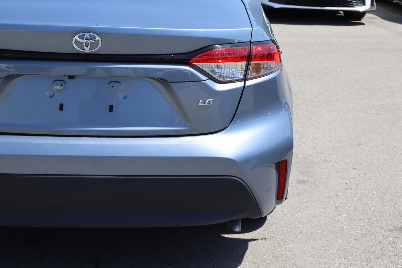 2025 Toyota Corolla LE puls Sunroof Photo4