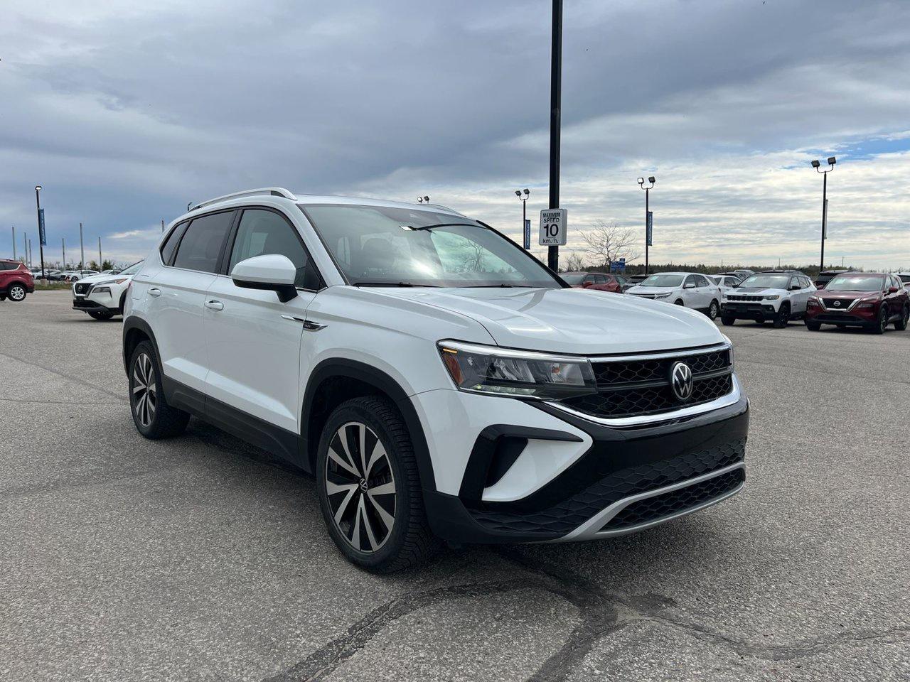 2023 Volkswagen Taos Comfortline 4Motion Photo