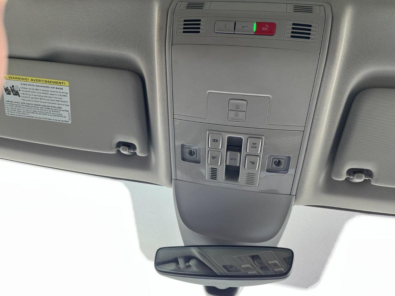 2023 Volkswagen Taos Comfortline 4Motion Photo