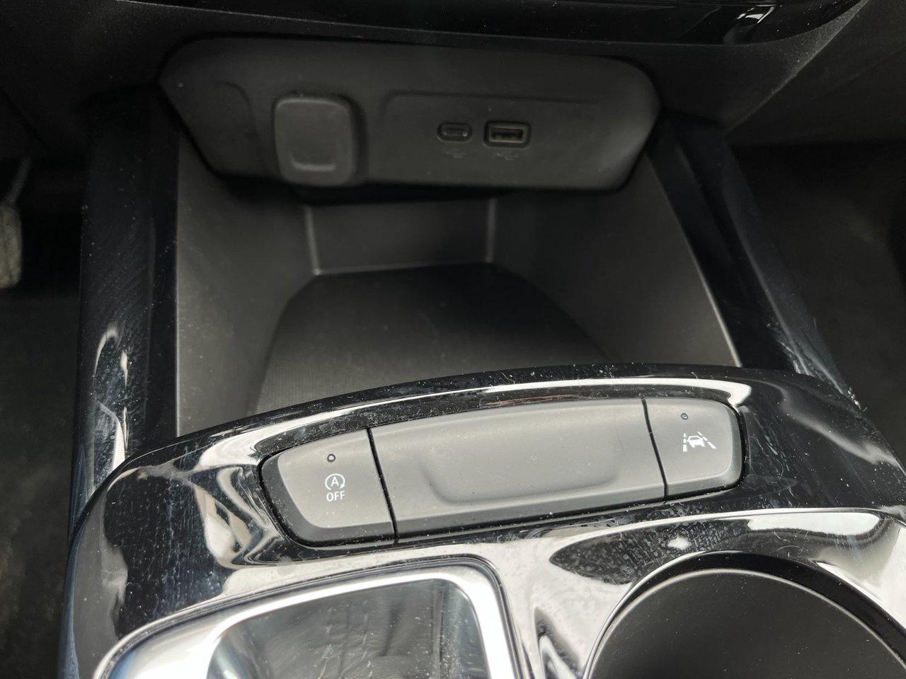 2025 Chevrolet Trax Fwd Lt Photo