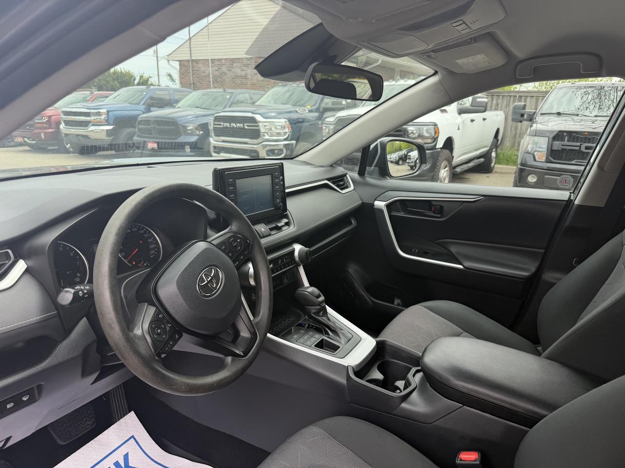2019 Toyota RAV4 LE | CLEAN CARFAX Photo