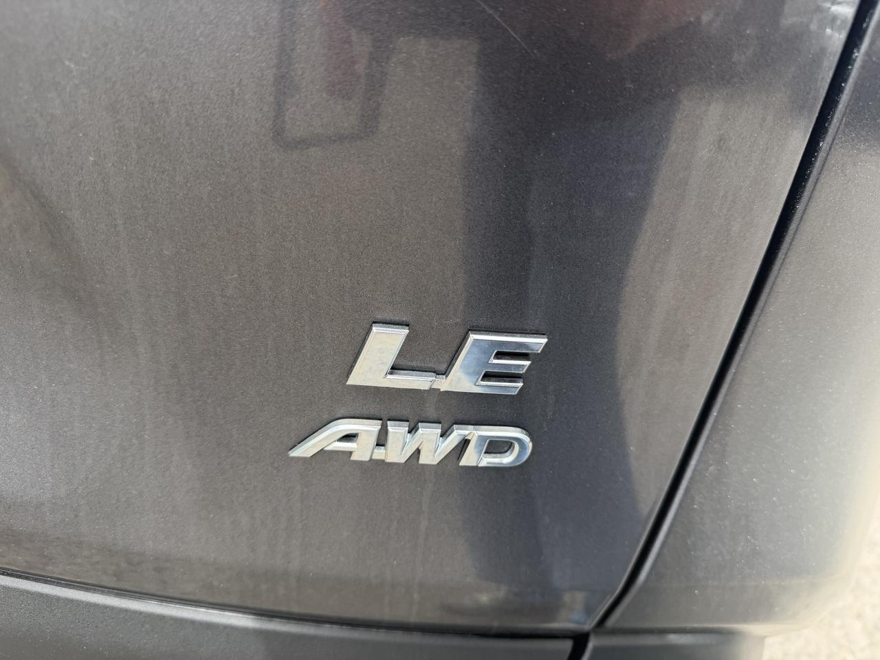2019 Toyota RAV4 LE | CLEAN CARFAX Photo