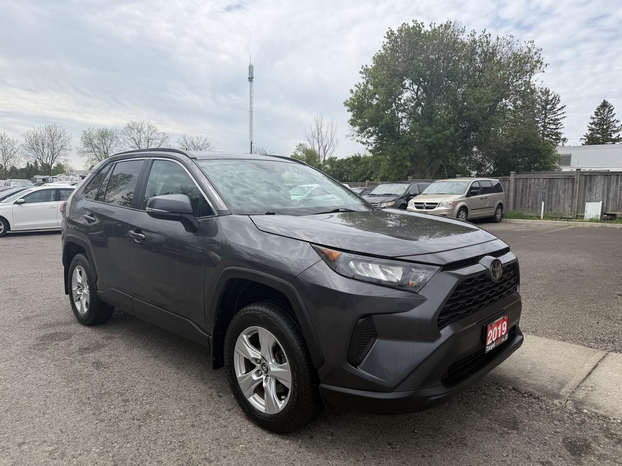 2019 Toyota RAV4 LE | CLEAN CARFAX - Photo #1