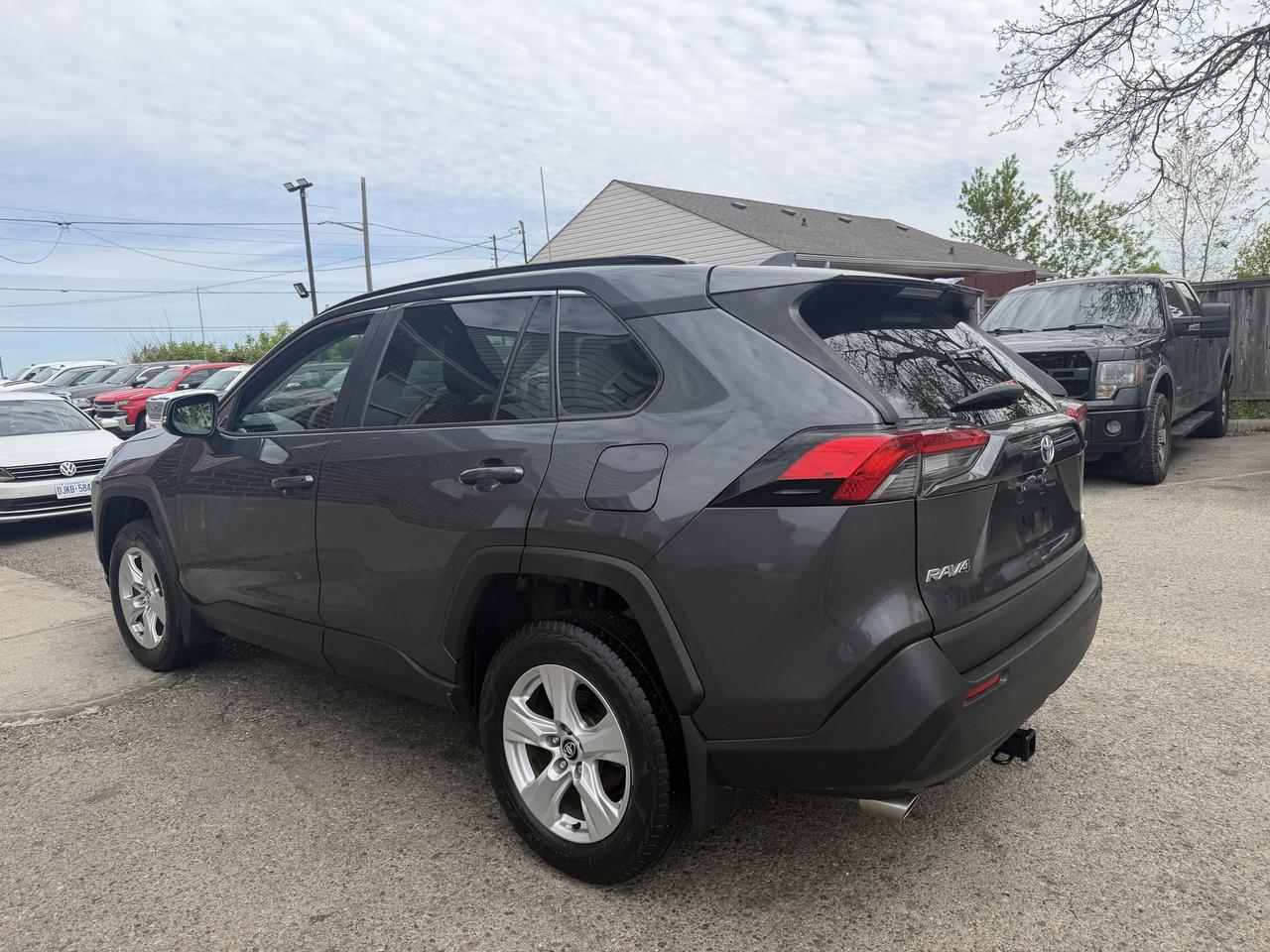 2019 Toyota RAV4 LE | CLEAN CARFAX Photo