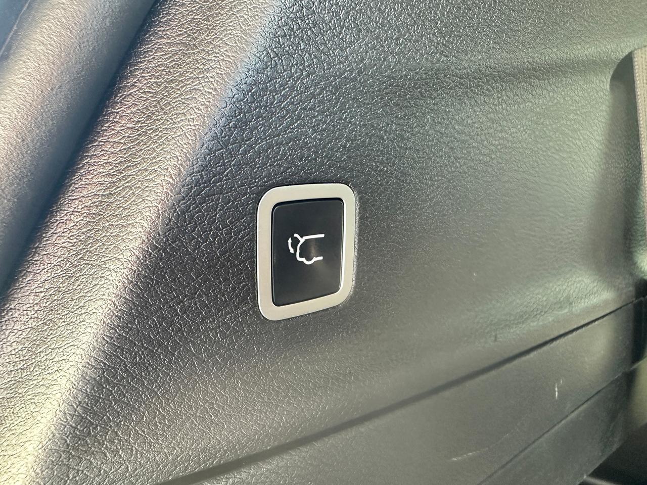 1779293125