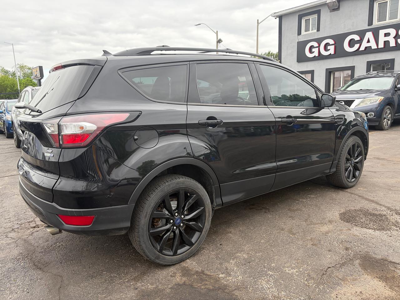 2018 Ford Escape SE Photo4
