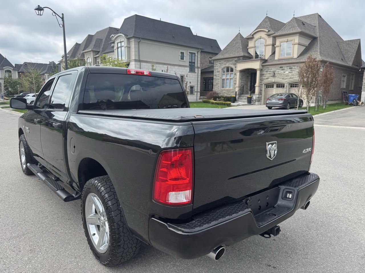 2017 RAM 1500 Express Photo