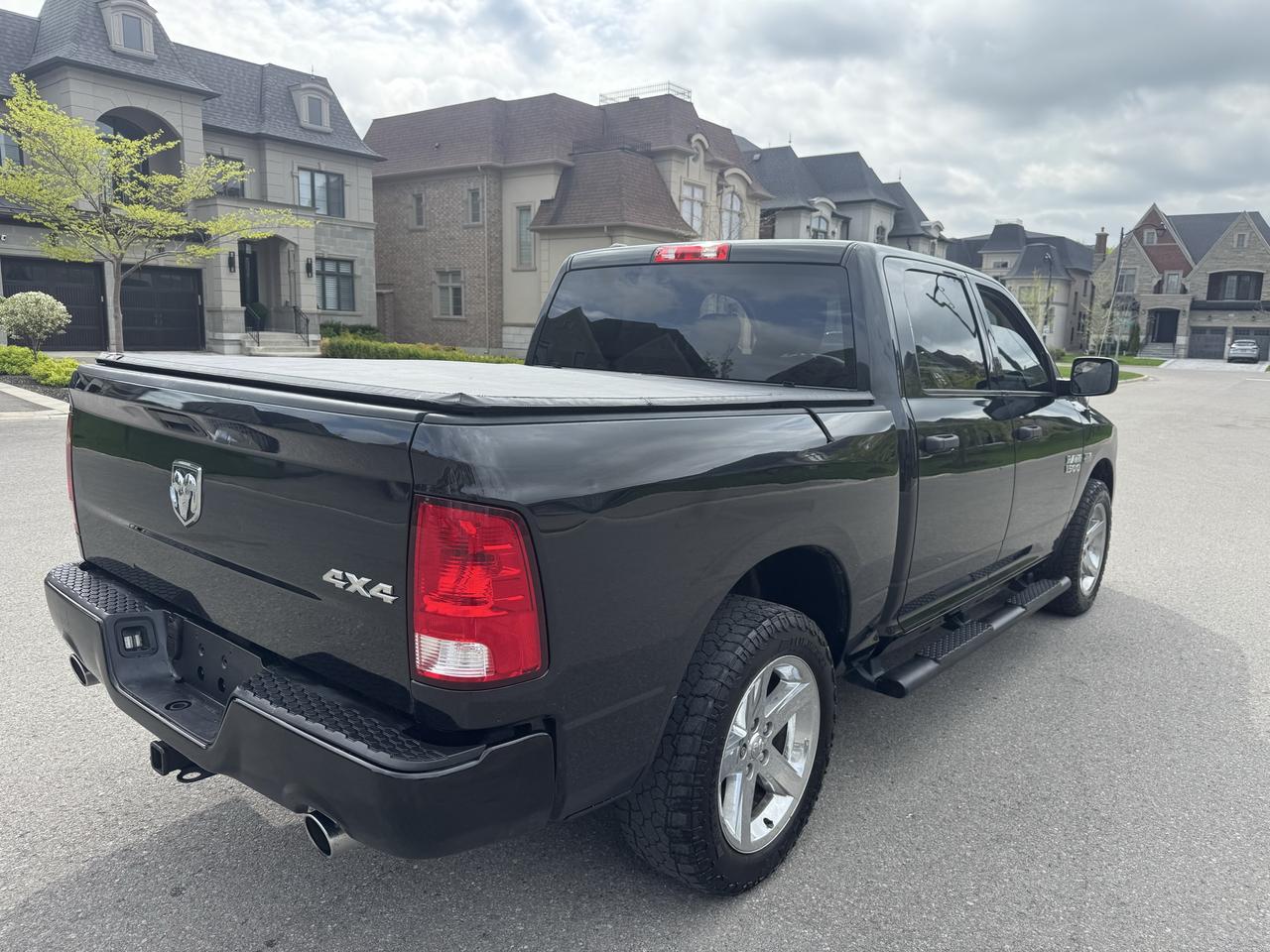2017 RAM 1500 Express Photo