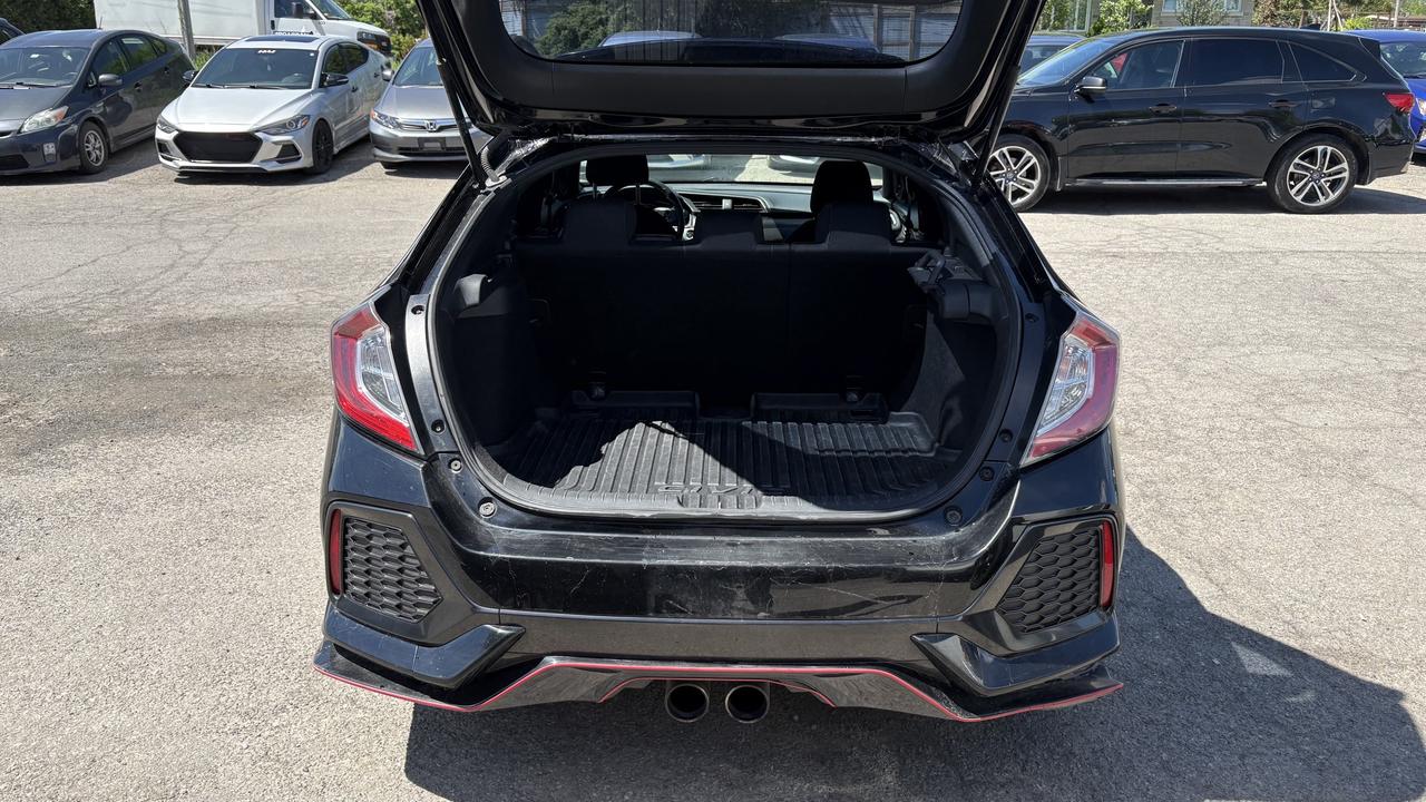 2019 Honda Civic Sport Photo4