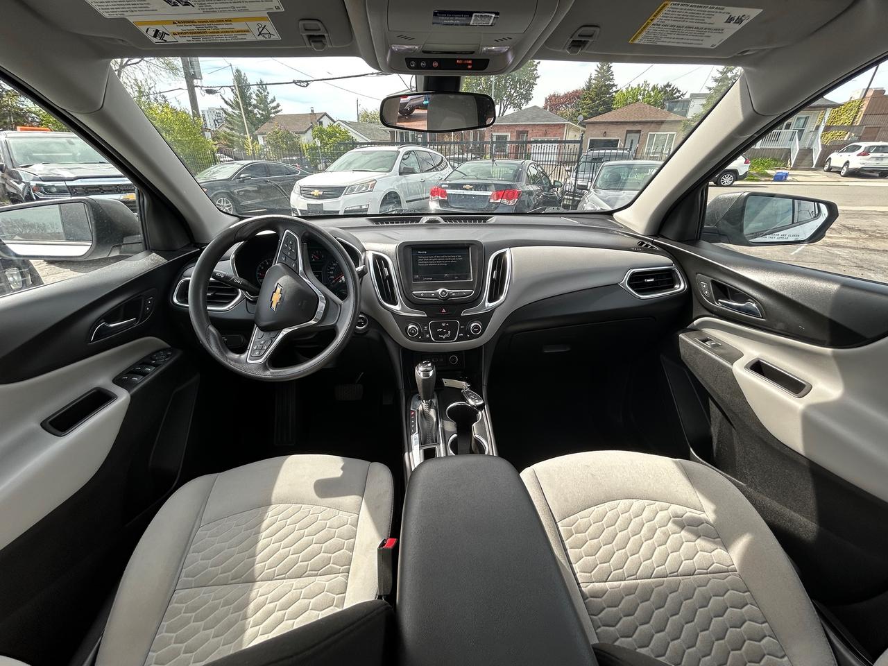 2019 Chevrolet Equinox LS Photo