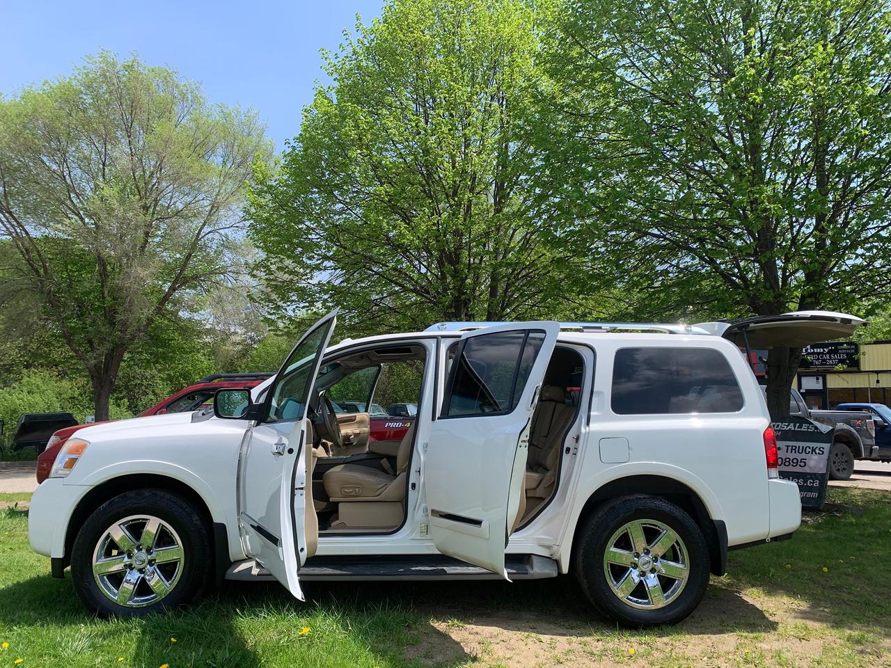 2011 Nissan Armada Platinum Certified 7 Passenger Photo3