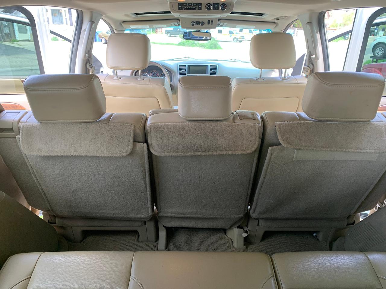 2011 Nissan Armada Platinum Certified 7 Passenger Photo