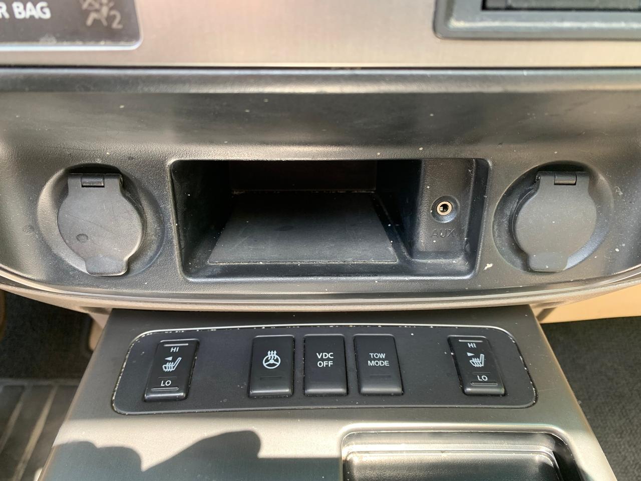 2011 Nissan Armada Platinum Certified 7 Passenger Photo