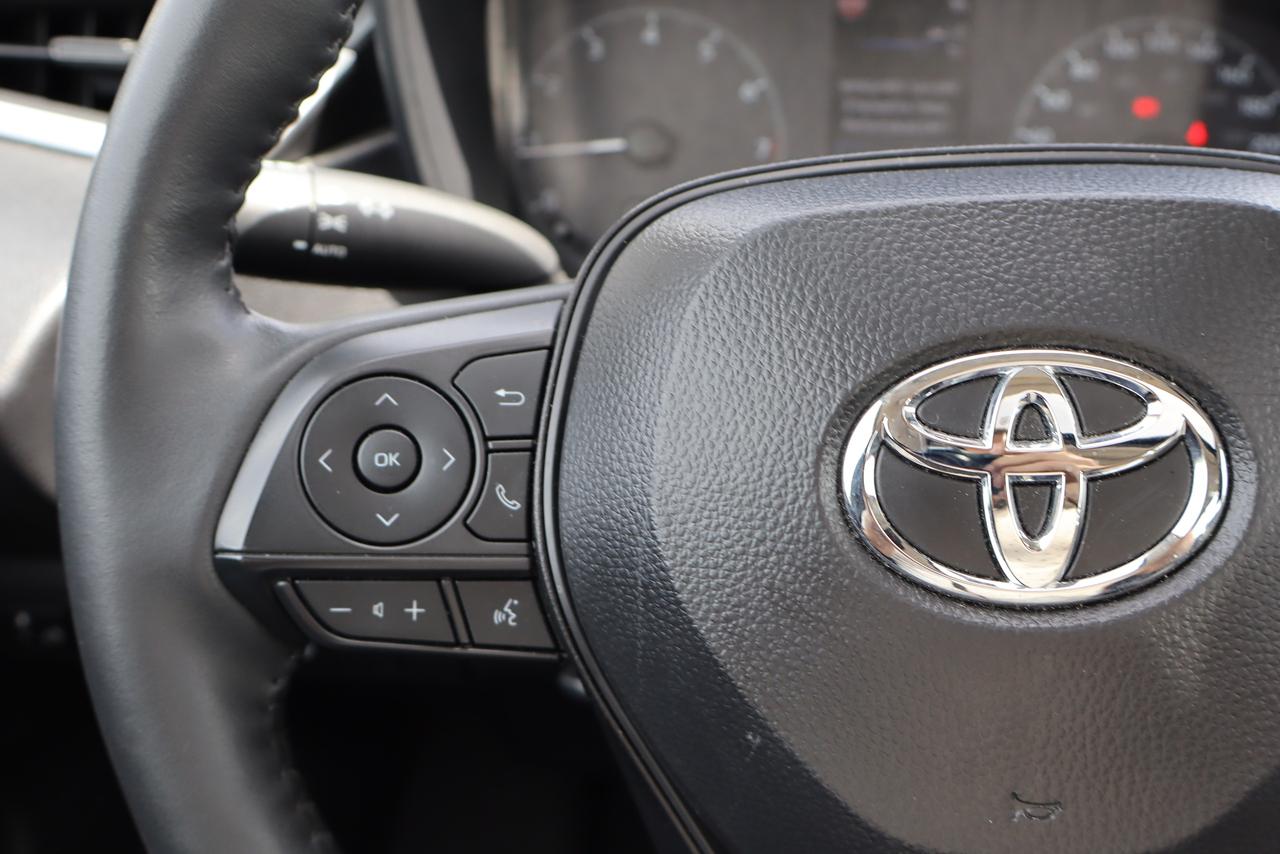 2025 Toyota Corolla LE Plus Sunroof Photo