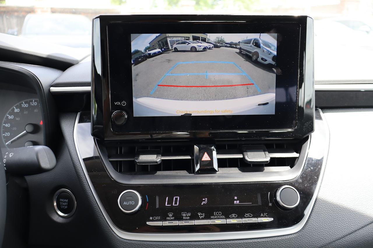 2025 Toyota Corolla LE Plus Sunroof Photo