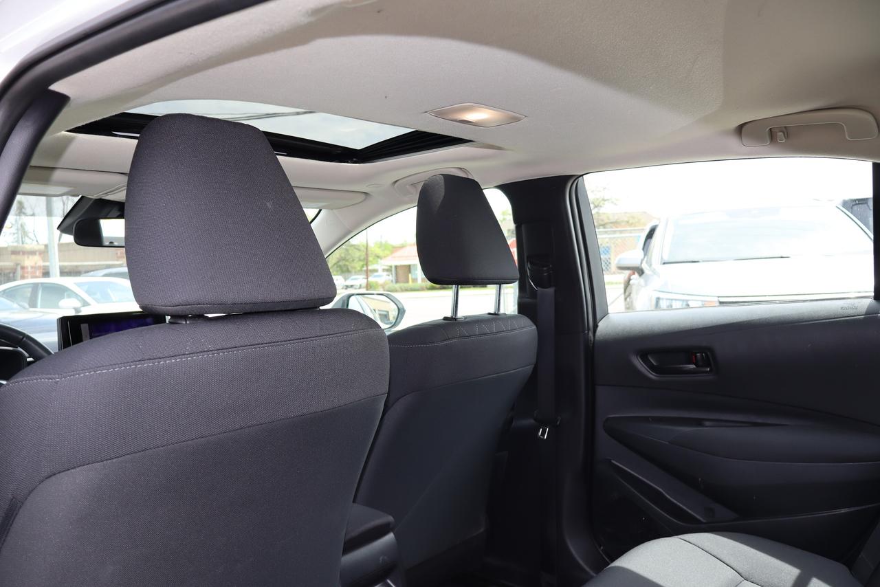 2025 Toyota Corolla LE Plus Sunroof Photo