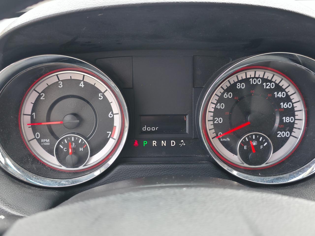 2017 Dodge Grand Caravan SXT *LOW MILAGE & GREAT SERVICE RECORDS* Photo