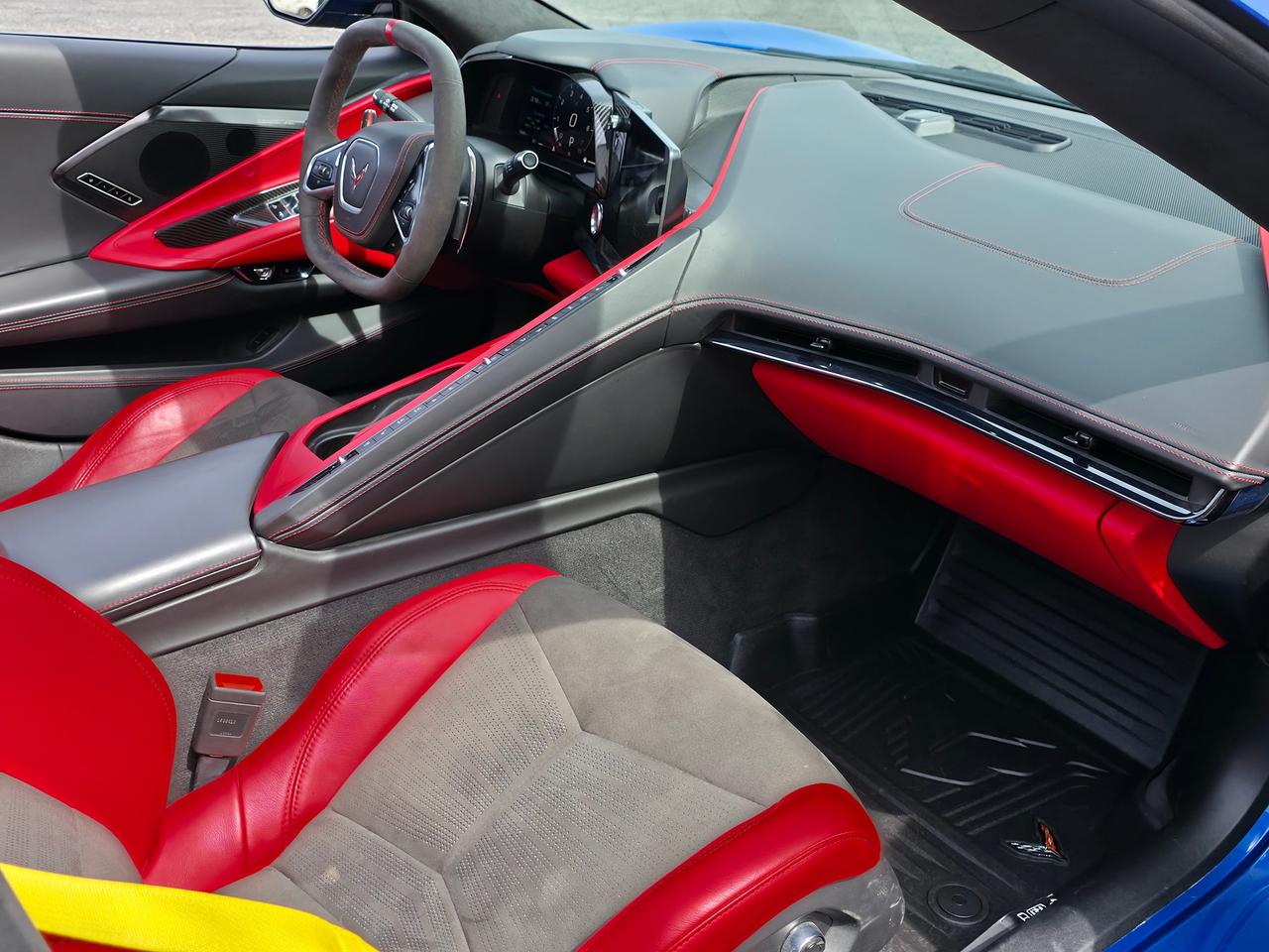 2023 Chevrolet Corvette 3LT Z51 w/MagRide *LOW MILEAGE* Photo