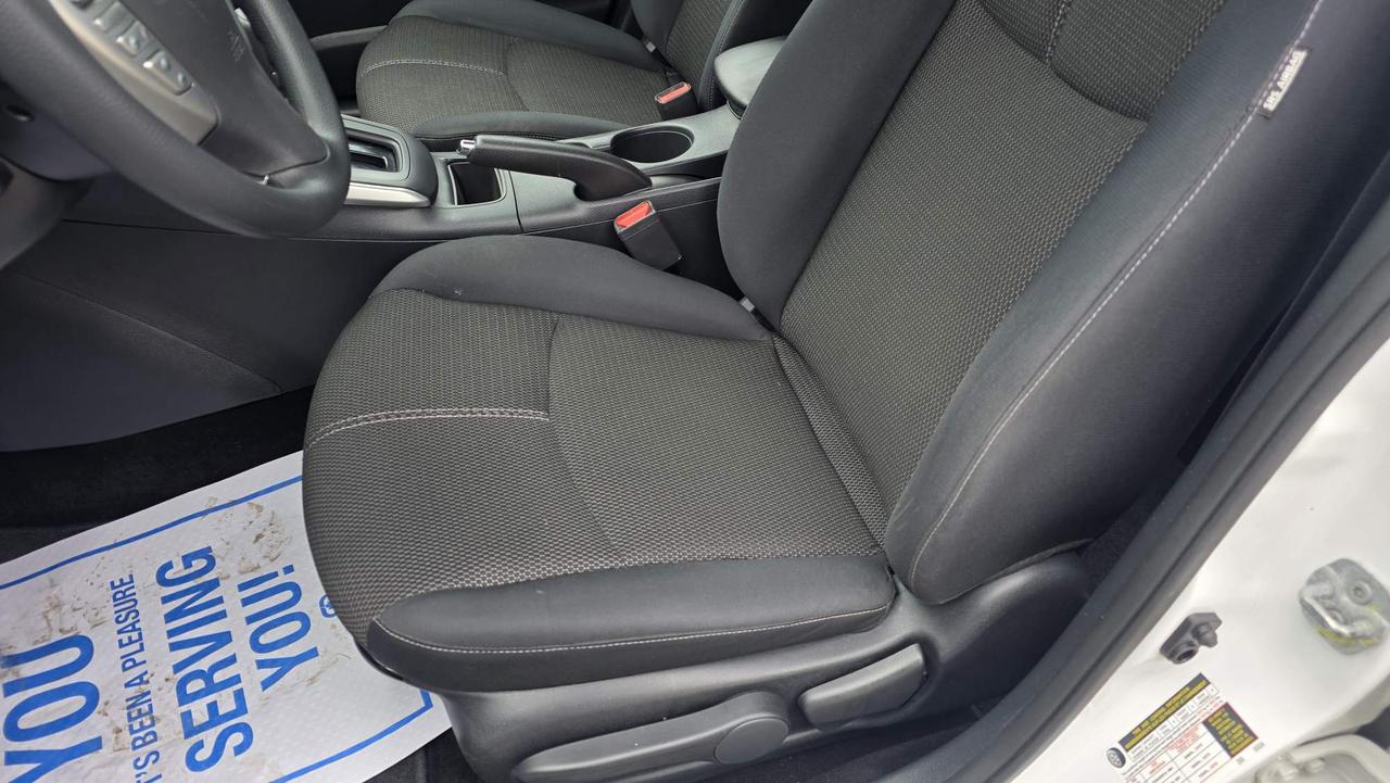 2016 Nissan Sentra 1.8 S Photo