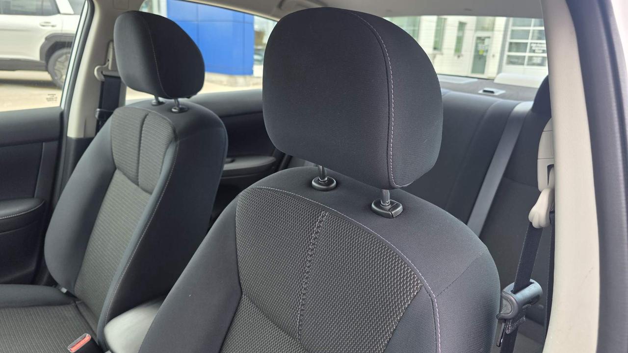 2016 Nissan Sentra 1.8 S Photo