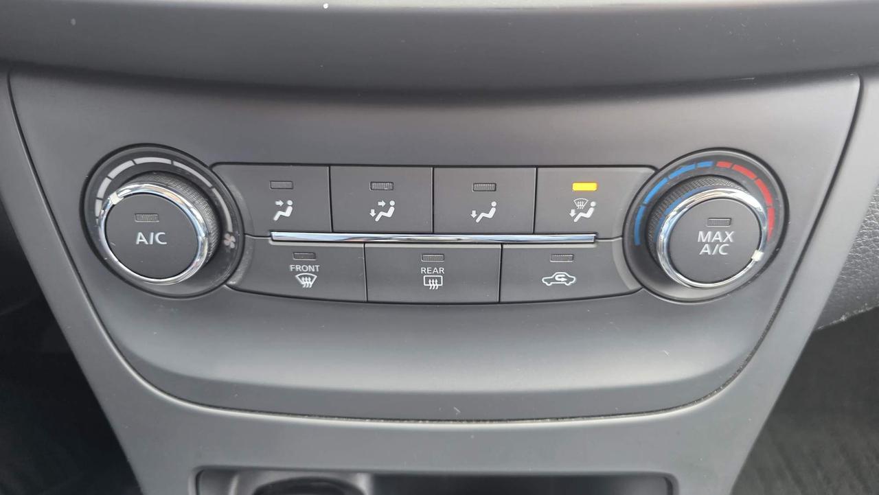 2016 Nissan Sentra 1.8 S Photo