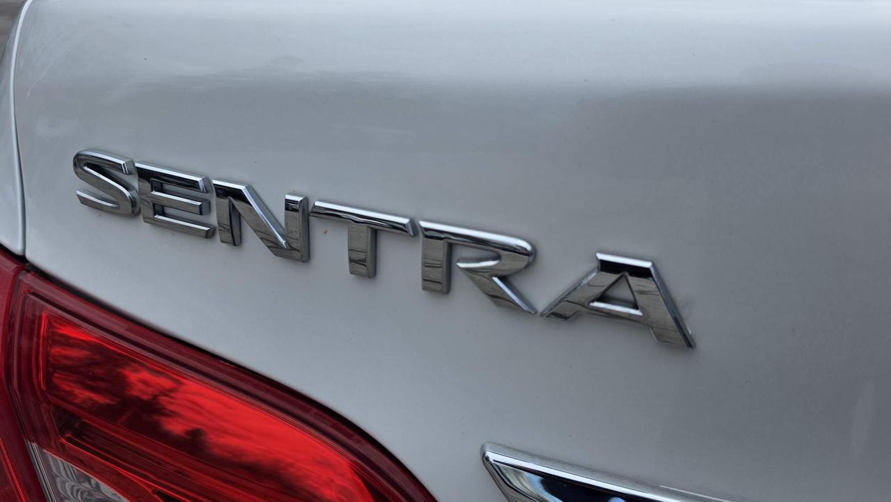 2016 Nissan Sentra 1.8 S Photo
