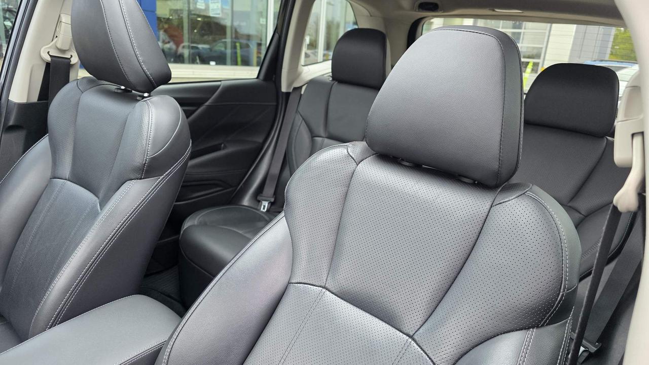 2020 Subaru Forester Limited NO ACCIDENTS! ONE OWNER! Photo
