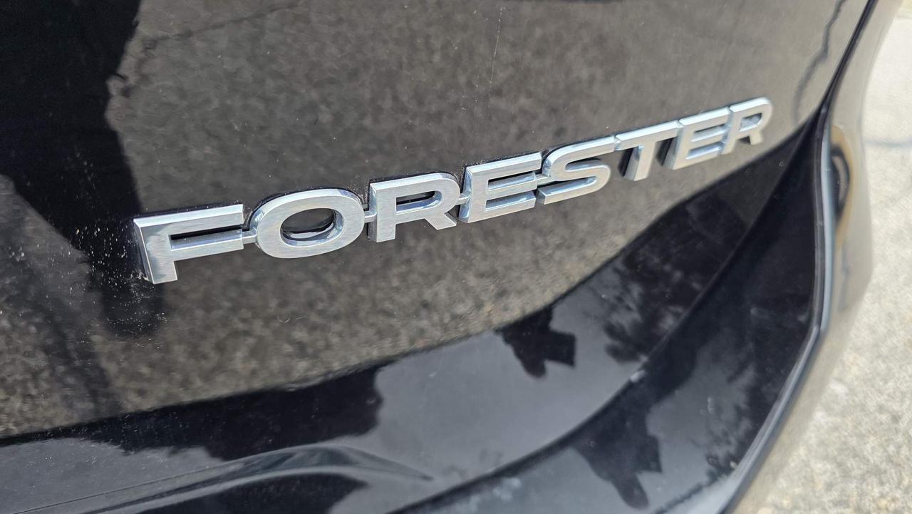 2020 Subaru Forester Limited NO ACCIDENTS! ONE OWNER! Photo