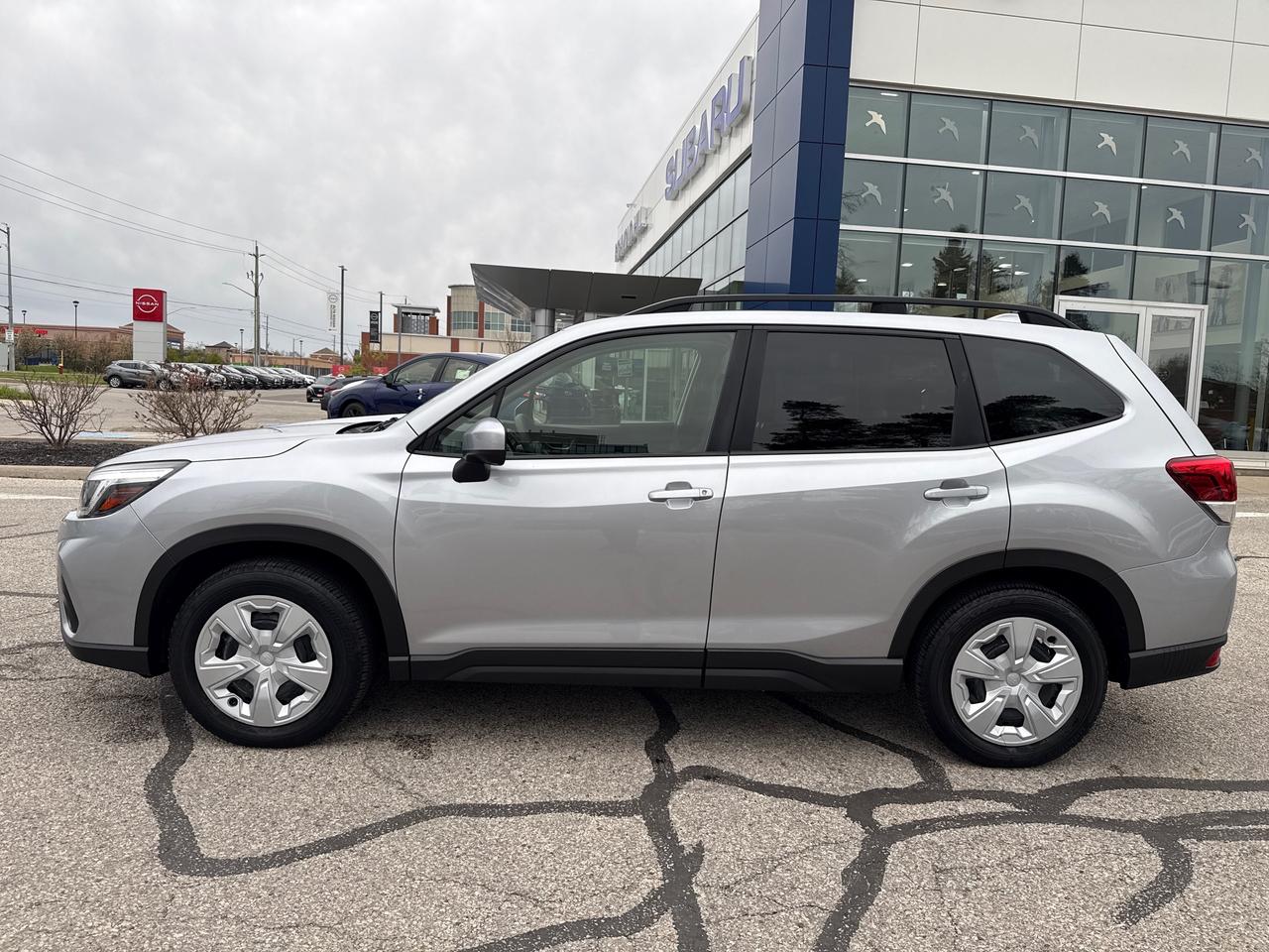 2019 Subaru Forester 2.5i NO ACCIDENTS! LOW KM! 2 SETS OF TIRES! Photo