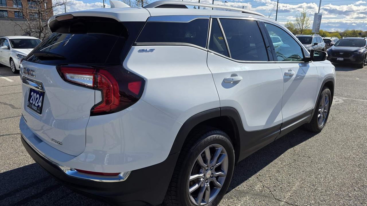 2024 GMC Terrain NO ACCIDENTS! SLT! Photo4
